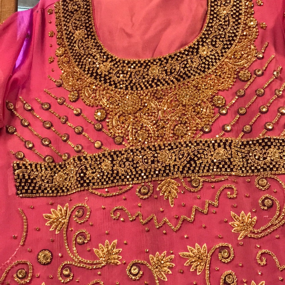 Indian clothes - Picture 2 of 4